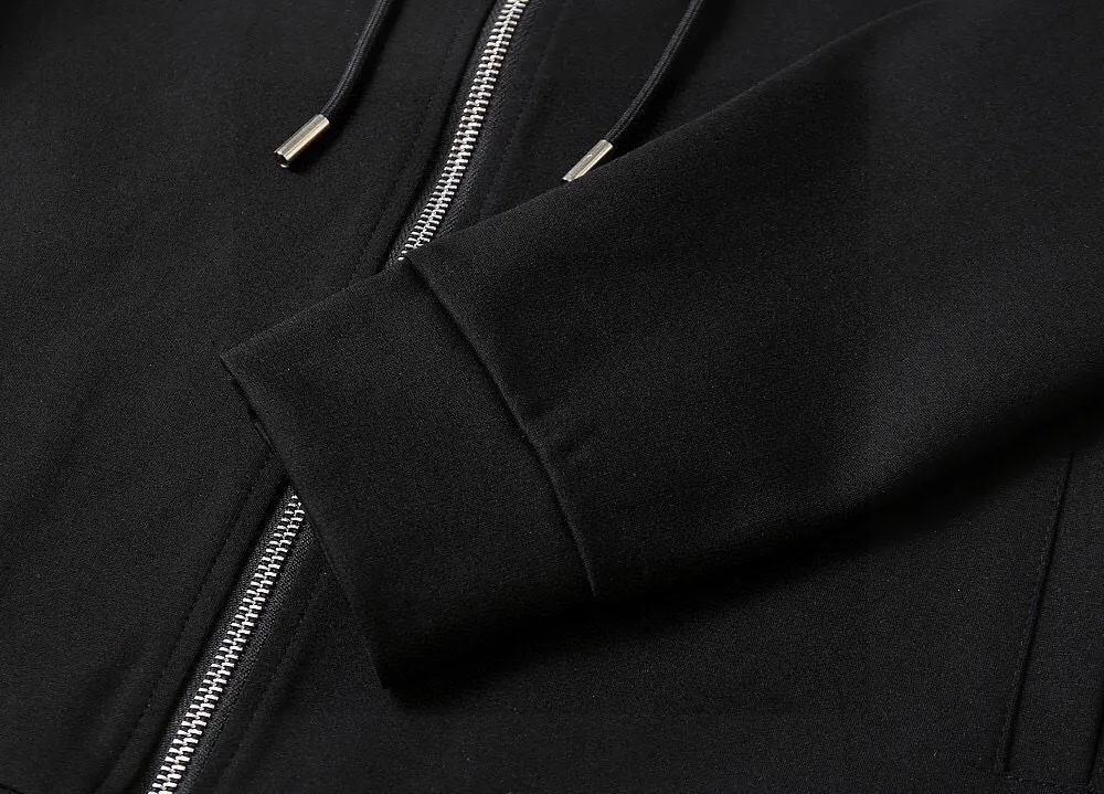🅿️420 [LV Louis Vuitton] (Fat Man Gospel) hot-selling suit is coming. Focus on the original version of the official website. 2025 new hot-selling cardigan sweater suit. The original order is the best. 🇭🇰The meticulous work of top designers is dedicated to a fitting and perfect upper body effect. All-natural high-quality Roman cotton 100%, close-fitting comfort, noble and elegant! Original hardware embodies elegance and nobility! Counter size: M-5XL (maximum wear up to 220 pounds)